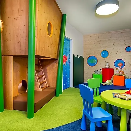 Mondi Am Aparthotel 4*